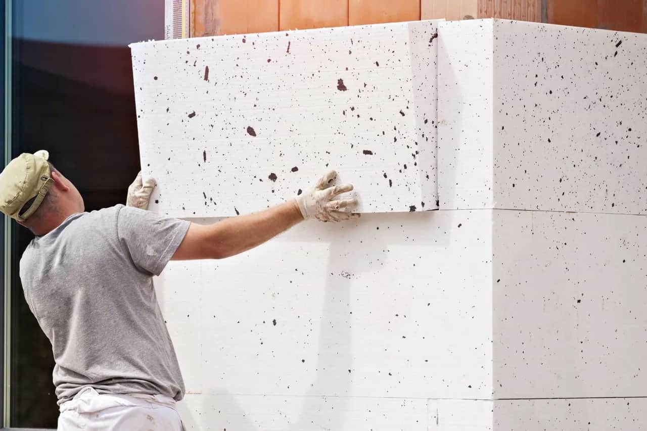 Jak przeliczyć m3 styropianu na m2? Prosty sposób na oszczędności