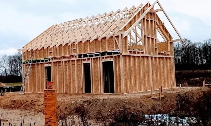 Ile waży dom szkieletowy? Zaskakujące fakty o konstrukcji drewnianej