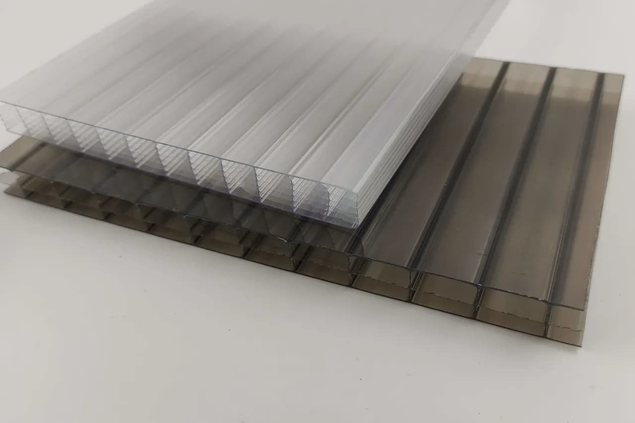 Jak skutecznie ciąć poliwęglan komorowy - sprawdzone metody i porady